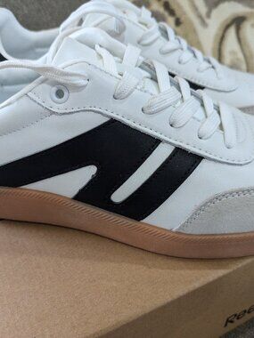 Lucky Step Women's 11 Sneakers White Black Sneakers Shoes Casual Suede-New